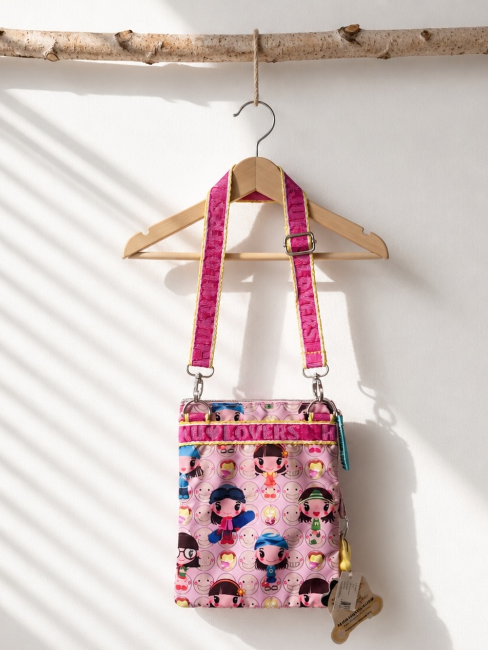 Harajuku chic Crossbody Bag- Snowflake. Gwen Stefani fashion designer 
Line